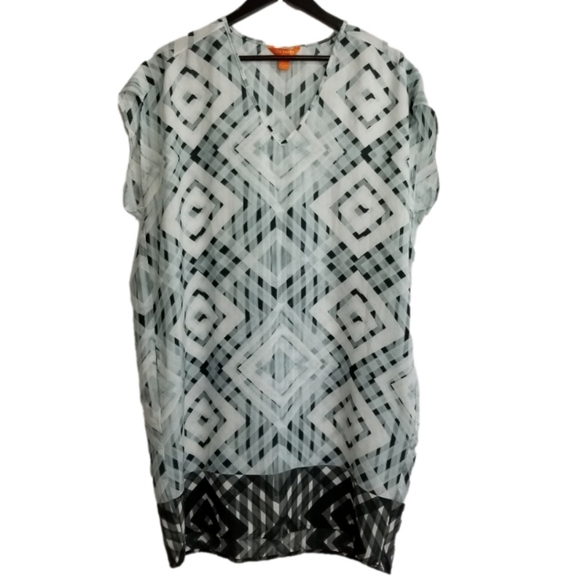 Joe Fresh  lightweight semi sheer cover up with pockets - Picture 1 of 9